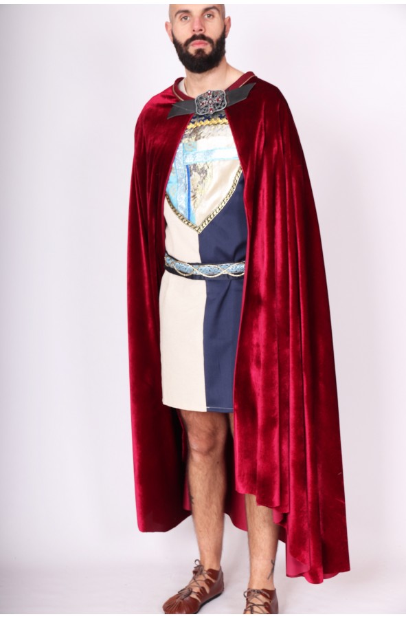 Knight's Cloak Medieval Knight Cloak , Cloaks, Crowns, and Gowns: Decoding Royalty ...