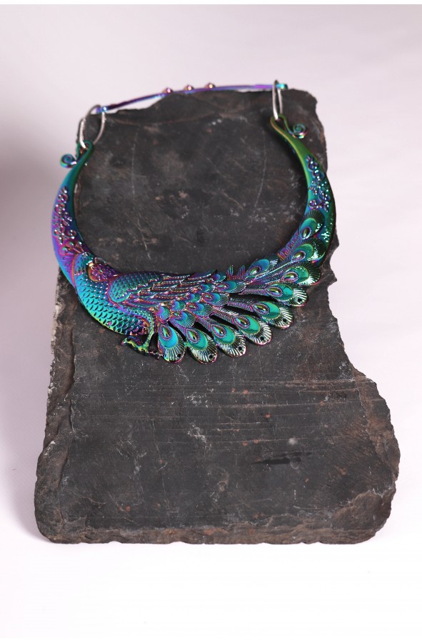 Multicolored peacock Roman necklace