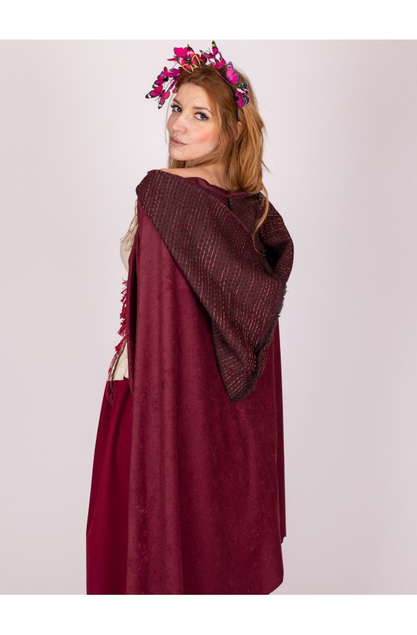 Capa medieval con capucha granate