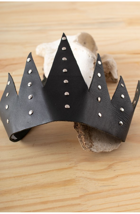 Medieval black leather head accessory...