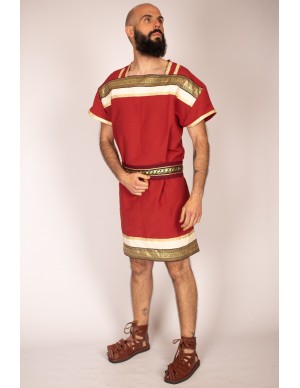 Traje romano de hombre