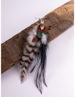 Elegant Accessory for Roman, Celtic, and Viking Women: Authentic Feather Earring