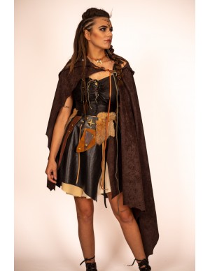 Capa medieval con capucha de guerrera de piel de ante vegano
