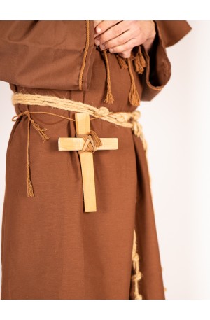 Wooden monk cross with rope – simplicity and symbolism