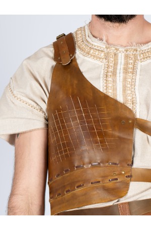 Aged Leather Half-Chest Armor – Yutecrea