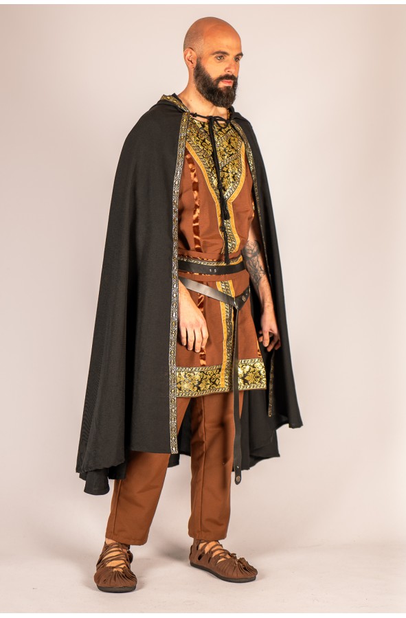 Capa medieval negra con capucha y...
