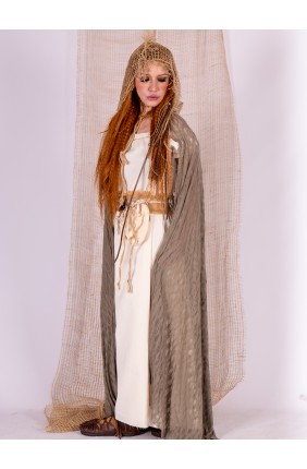 Capa medieval con capucha...